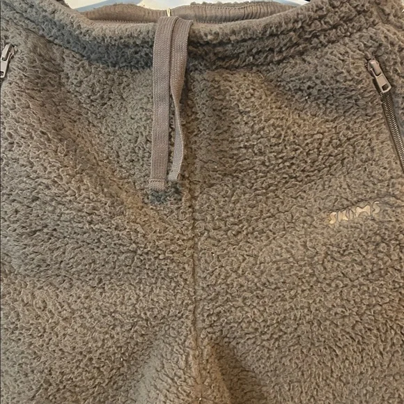 SKIMS Sherpa jogger NWT - Picture 5 of 7